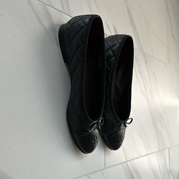 Chanel Classic Quilted Cap Toe Ballerina Flat - Picture 7 of 12
